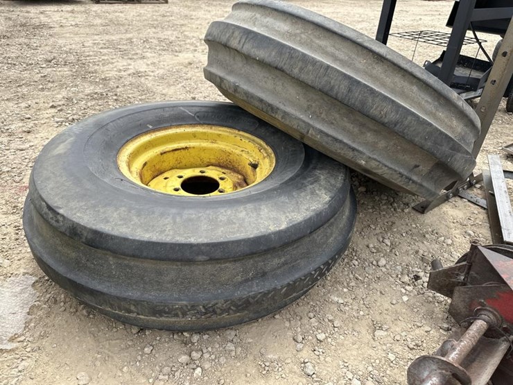 john-deere-16-image-5