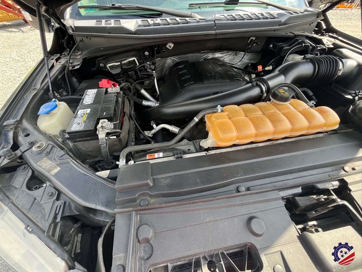 2016-ford-f150-xlt-image-44