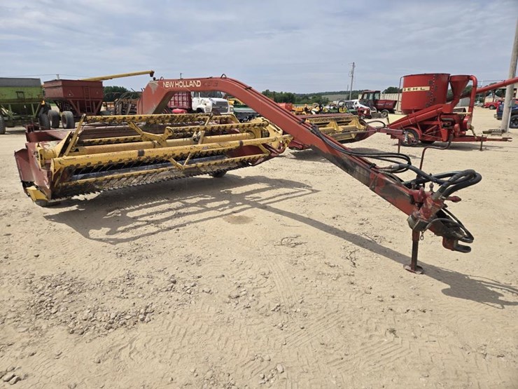 new-holland-499-image-1