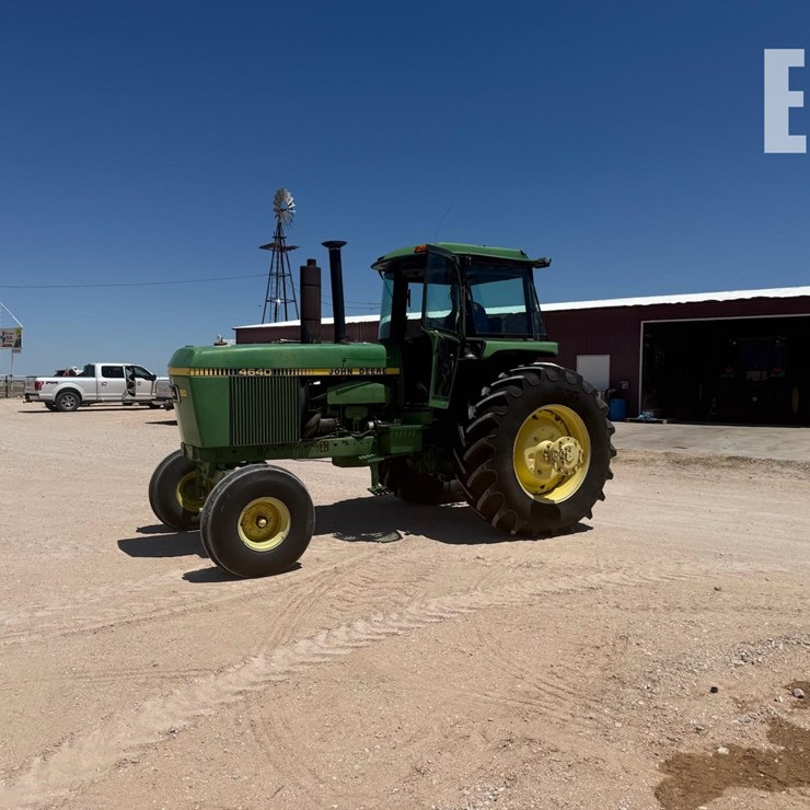 JOHN DEERE 4640