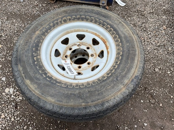 #6097-•-qty(2)-235/80-r16-trailer-tires-on-8-lug-wheels-image-2