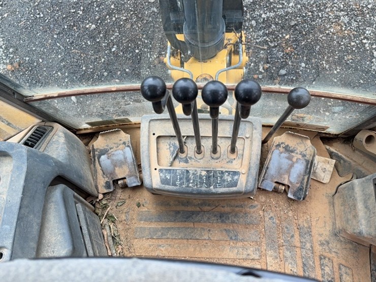 deere-310sj-image-15