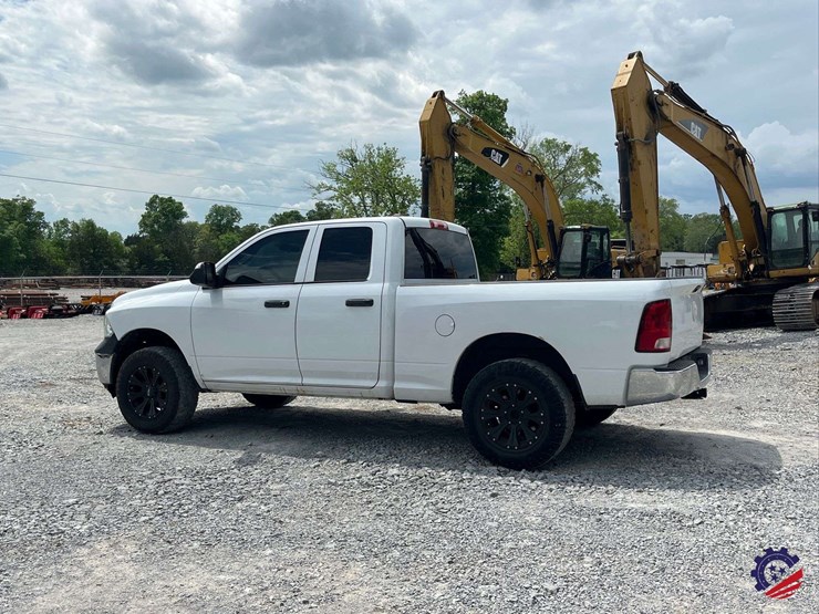 2014-dodge-1500-image-3