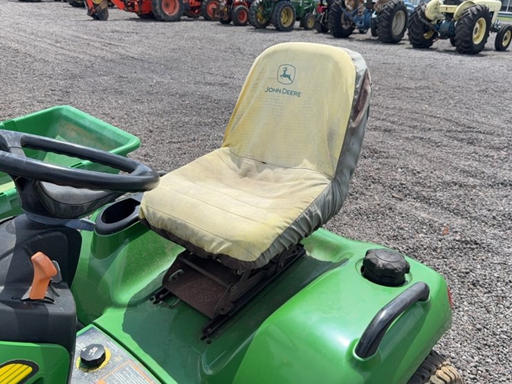 john-deere-x485-image-9