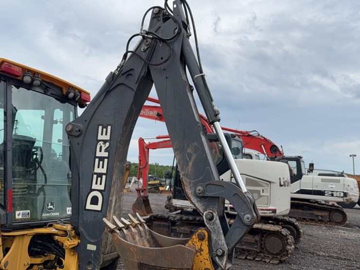 deere-310sj-image-9