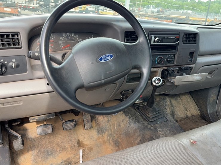 1999-ford-f350-image-17