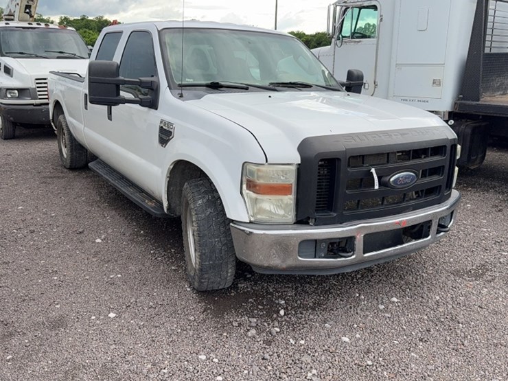 2010-ford-f250-image-3