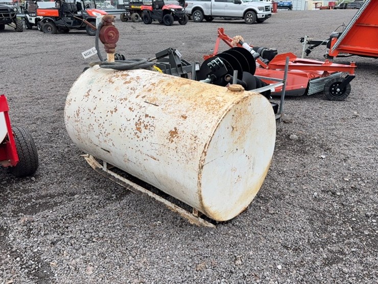 #3037-•-fuel-tank-w/-manual-pump-&-hose-image-4