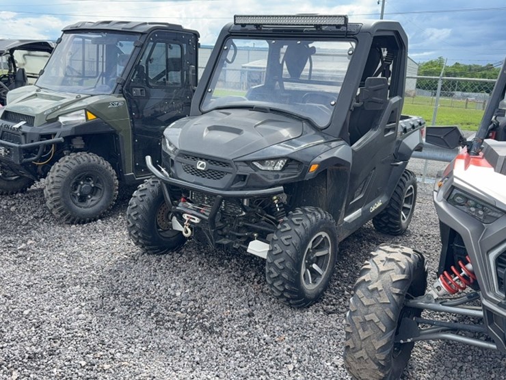 #3085-•-2019-cub-cadet-challenger-mx750-utv-image-1