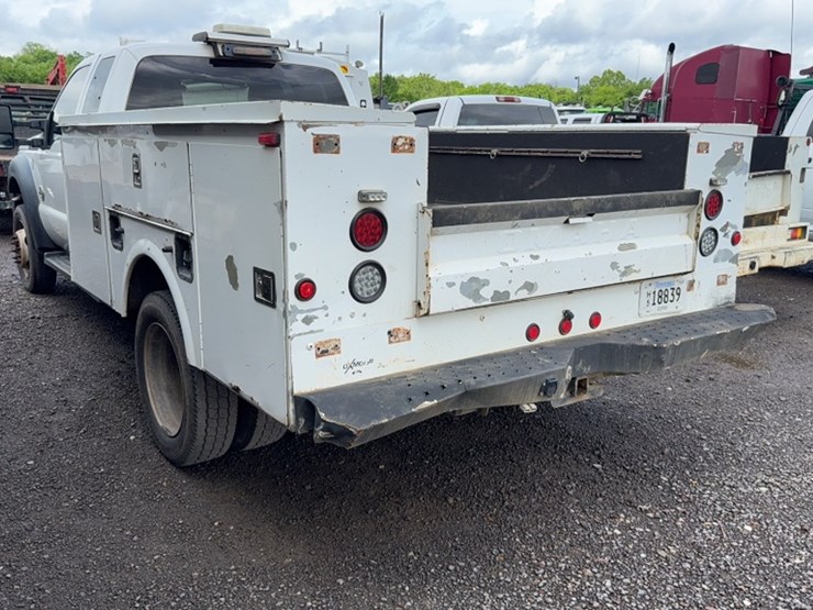 2012-ford-f450-image-12