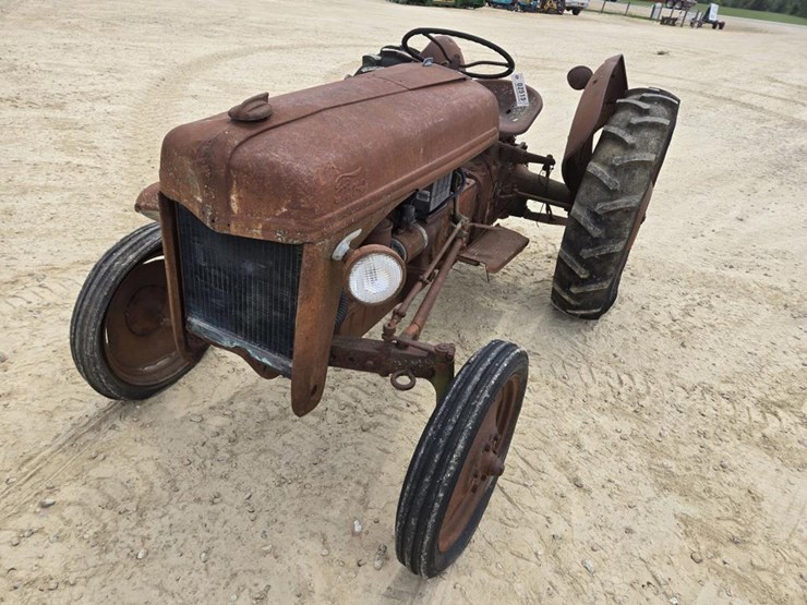 ford-8n-image-1