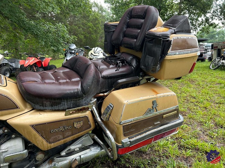 1985-honda-gl1200-(goldwing)-l-motorcycle-image-18