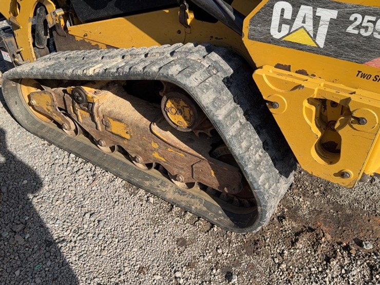 caterpillar-259d-image-11