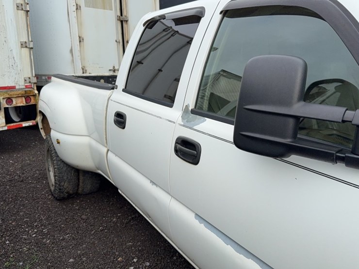 2006-gmc-sierra-3500-image-7
