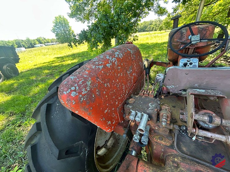 (inop)-allis-chalmers-farm-tractor-image-47