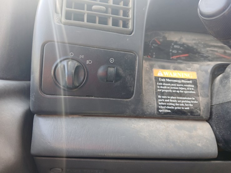 2003-ford-f550-image-53
