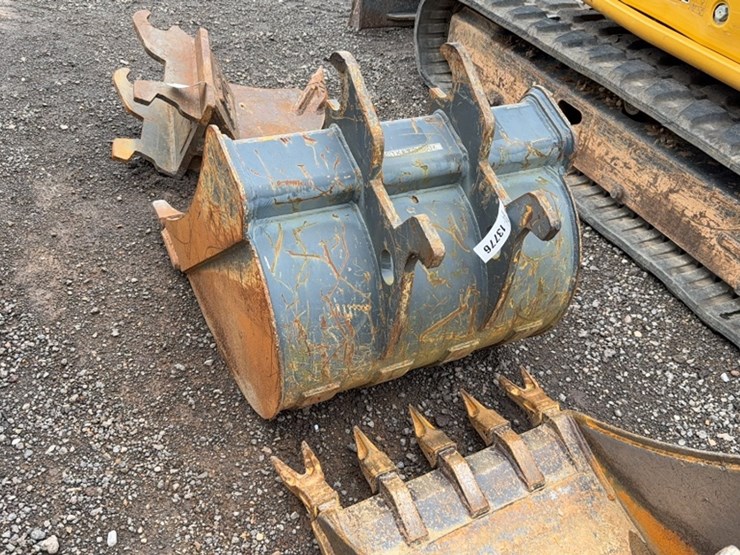deere-60g-image-3