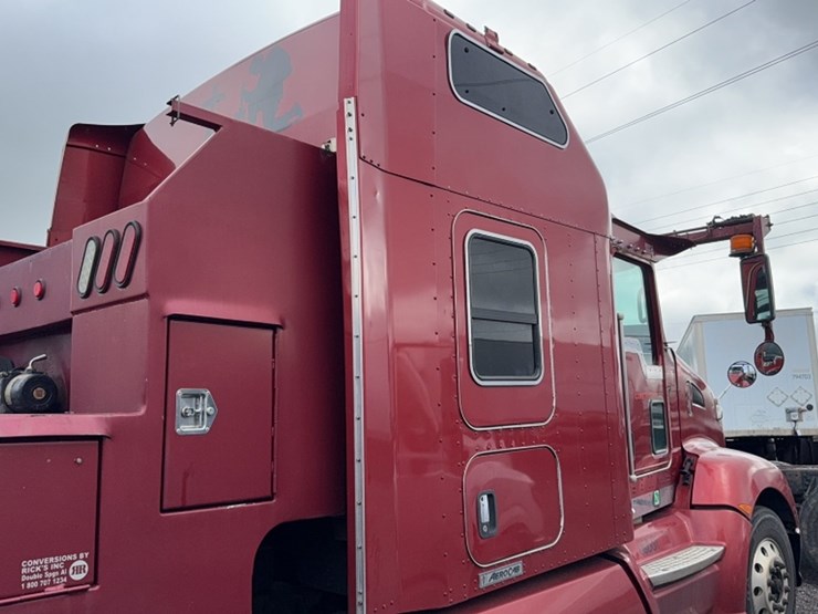 2014-kenworth-t660-image-7