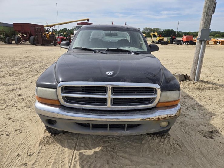 2003-dodge-dakota-image-2