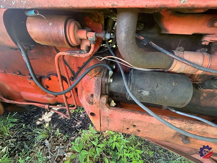 (inop)-allis-chalmers-farm-tractor-image-20