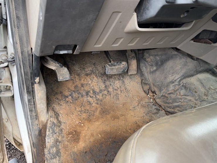 2008-ford-f350-image-17