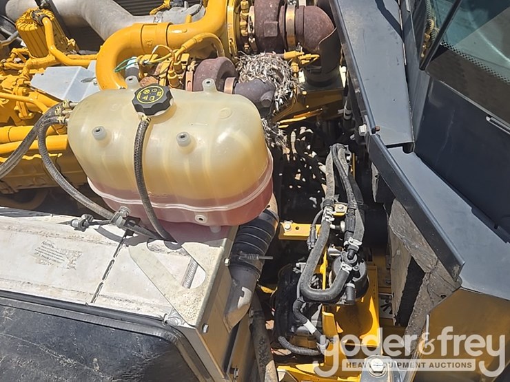 2023-deere-260e-image-29