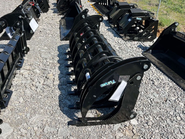 unused-2026-future-ft-clg72-skid-steer-grapple-attachment-image-2