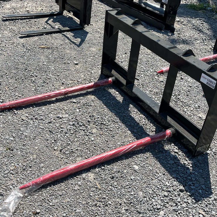 Unused 2026 FUTURE FT-BF47 Skid Steer Bale Fork Attachment