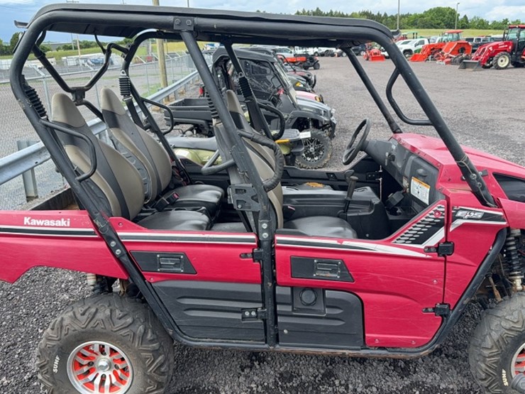 #3081-•-2012-kawasaki-teryx-4-utv-image-5