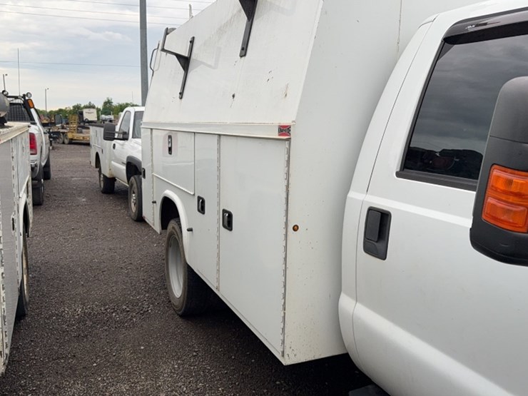 2015-ford-f550-image-7