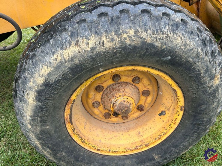 1989-john-deere-310-image-16