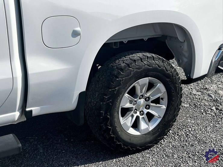 2019-chevrolet-silverado-truck-image-8