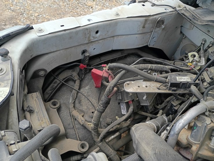 2011-ford-f550-image-23