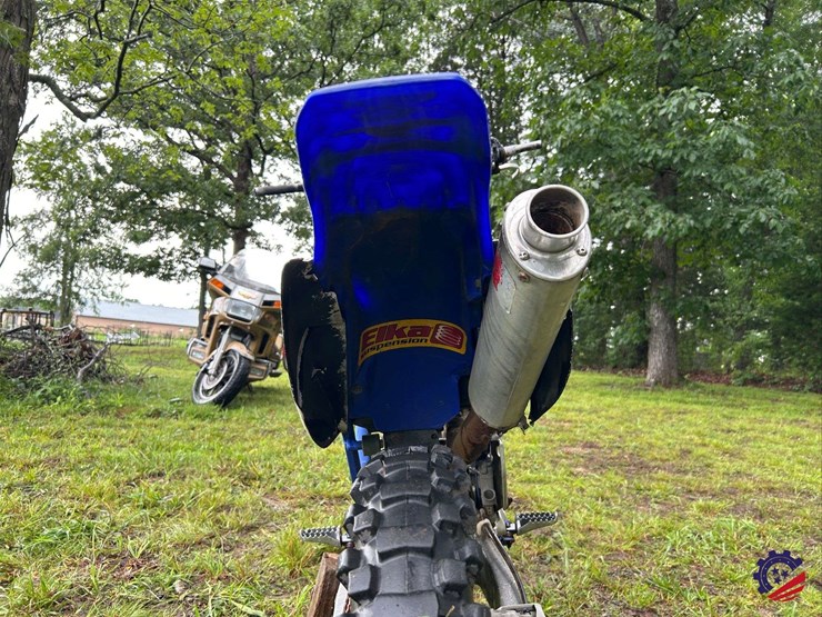 yamaha-dirt-bike-image-13