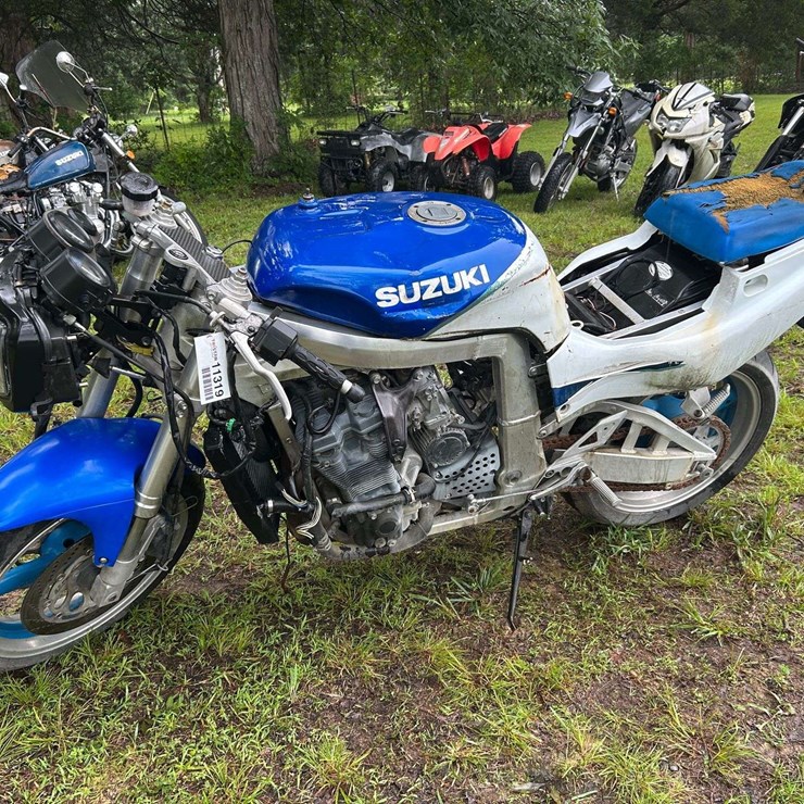 1995 SUZUKI GSX-R750W MOTORCYCLE