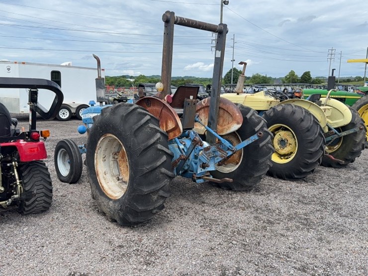 ford-4610-image-11