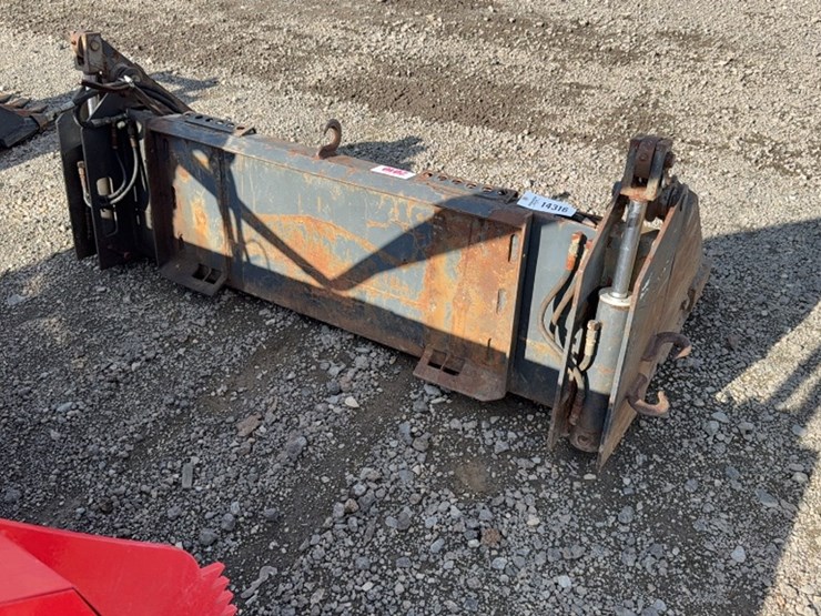 #2010-•-bobcat-66''-skid-steer-4-in-1-bucket-image-3
