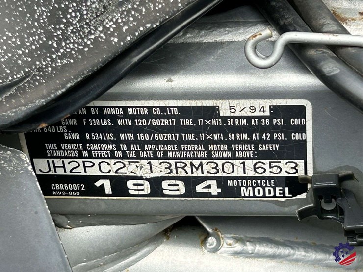 1994-honda-cbr600f-motorcycle-image-26