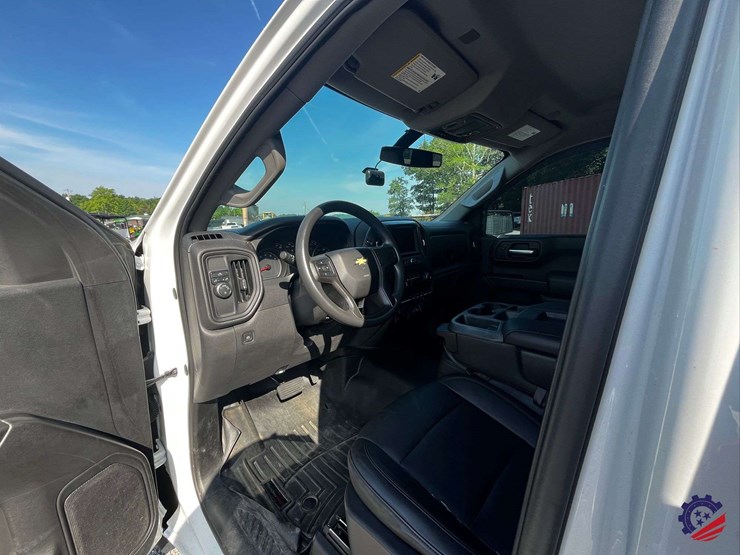 2019-chevrolet-silverado-truck-image-68