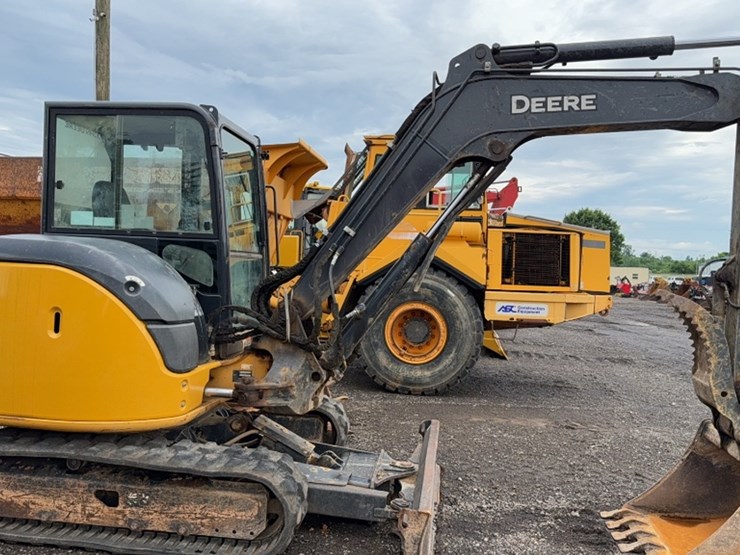 deere-60g-image-4