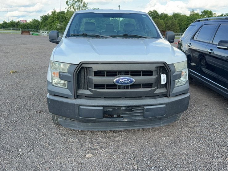 2016-ford-f150-image-2