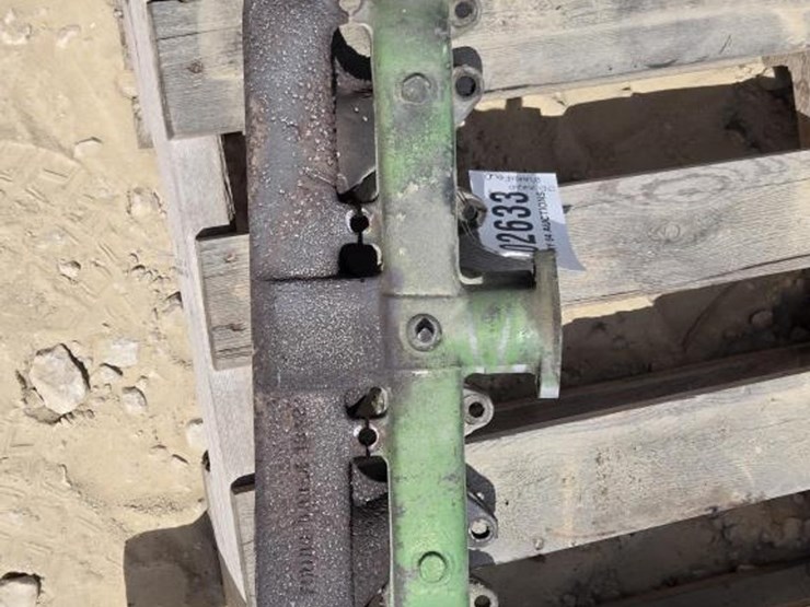 2020-john-deere-2020-image-1