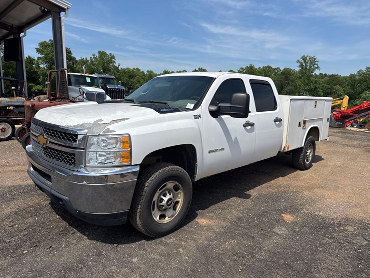 2012-chevrolet-2500-image-7