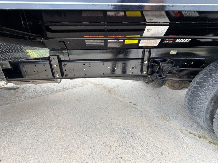2005-international-durastar-4300-image-101