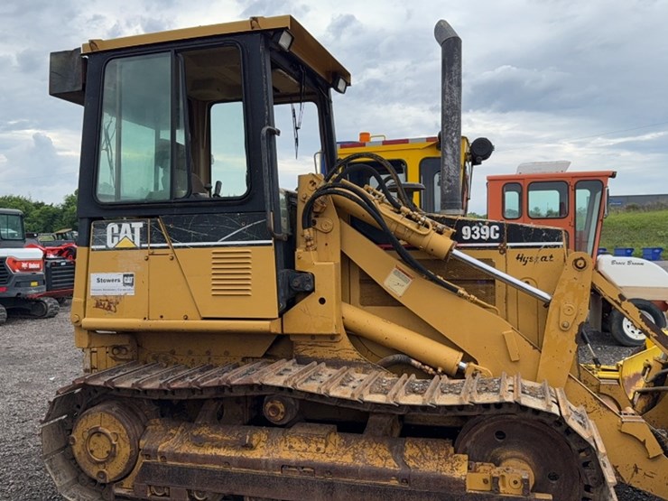 caterpillar-939c-image-6