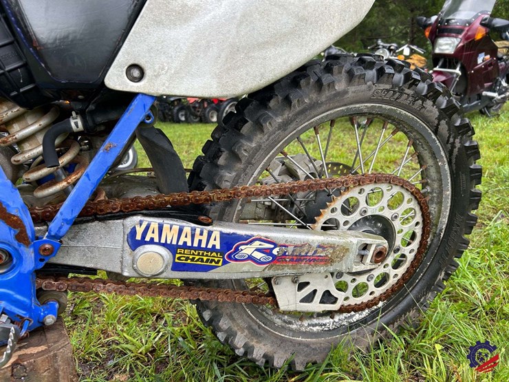 yamaha-dirt-bike-image-10