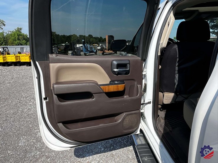 2018-gmc-sierra-z71-slt-truck-image-71