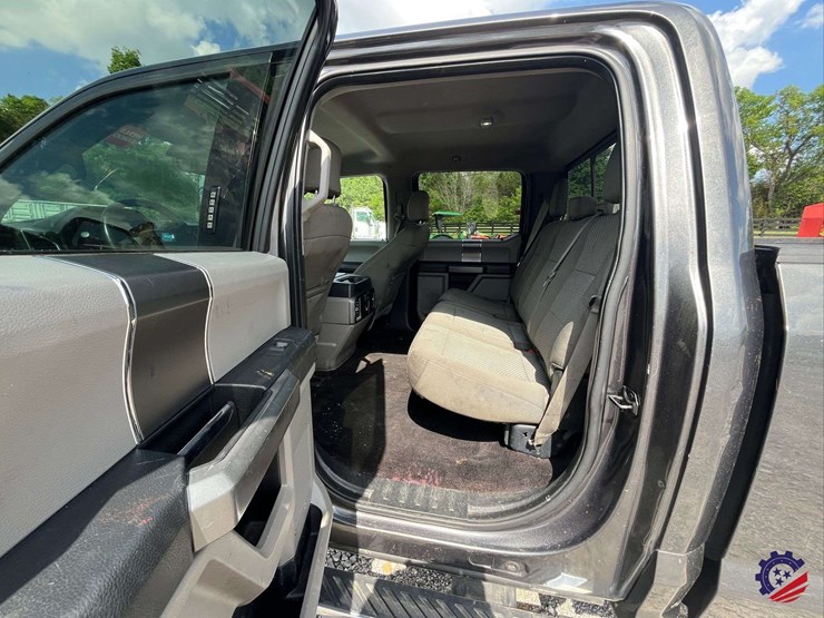 2016-ford-f150-xlt-image-67