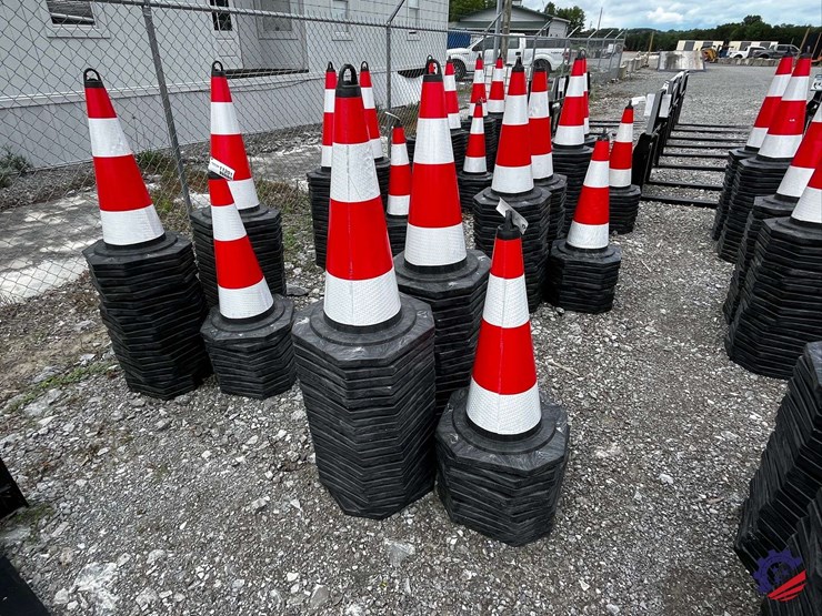 unused-2026-ce-irstc-safety-traffic-cones-image-7