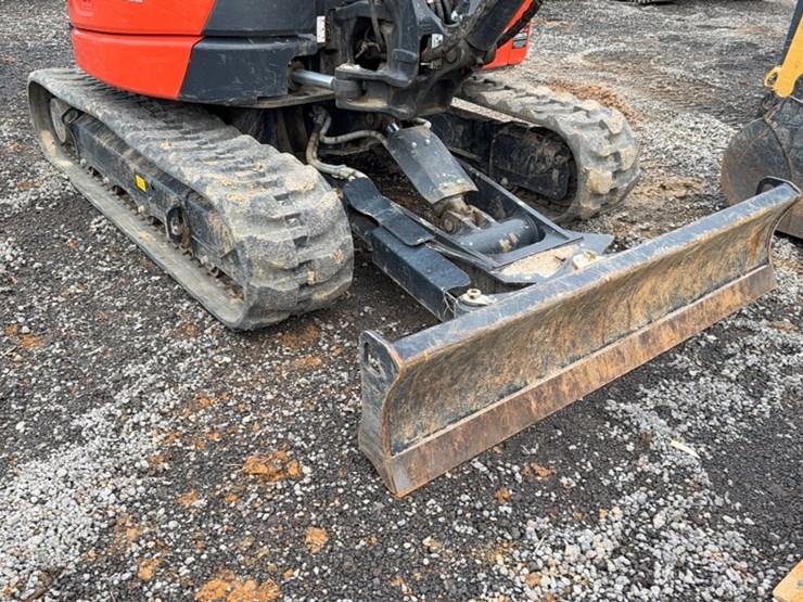 2024-kubota-u55-5-image-7
